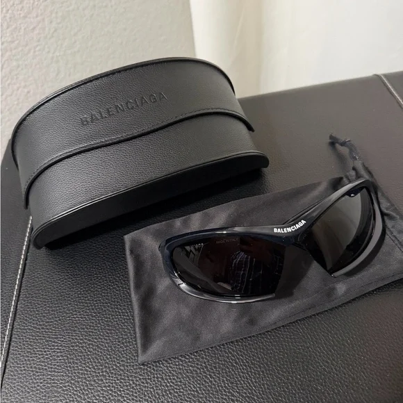Balenciaga Wrap Sunglasses - Picture 1 of 5